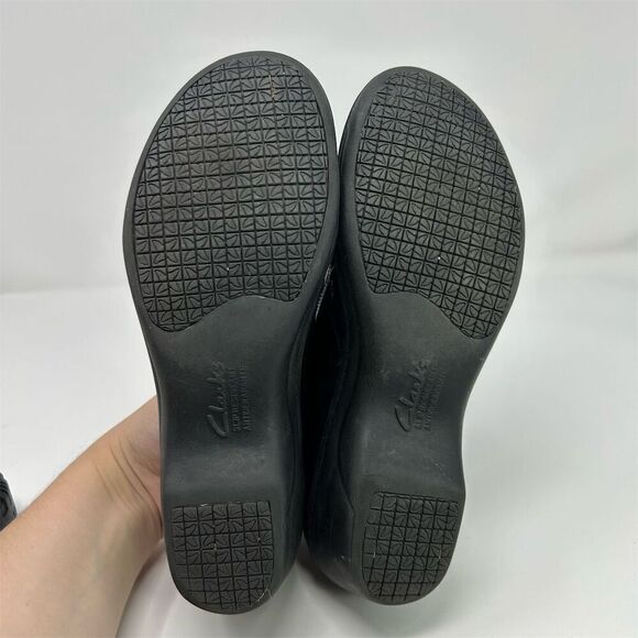 Clarks Grasp Chime Black Leather Slip-On Size 8.5 Casual Slip Resistant Loafers - Picture 9 of 13